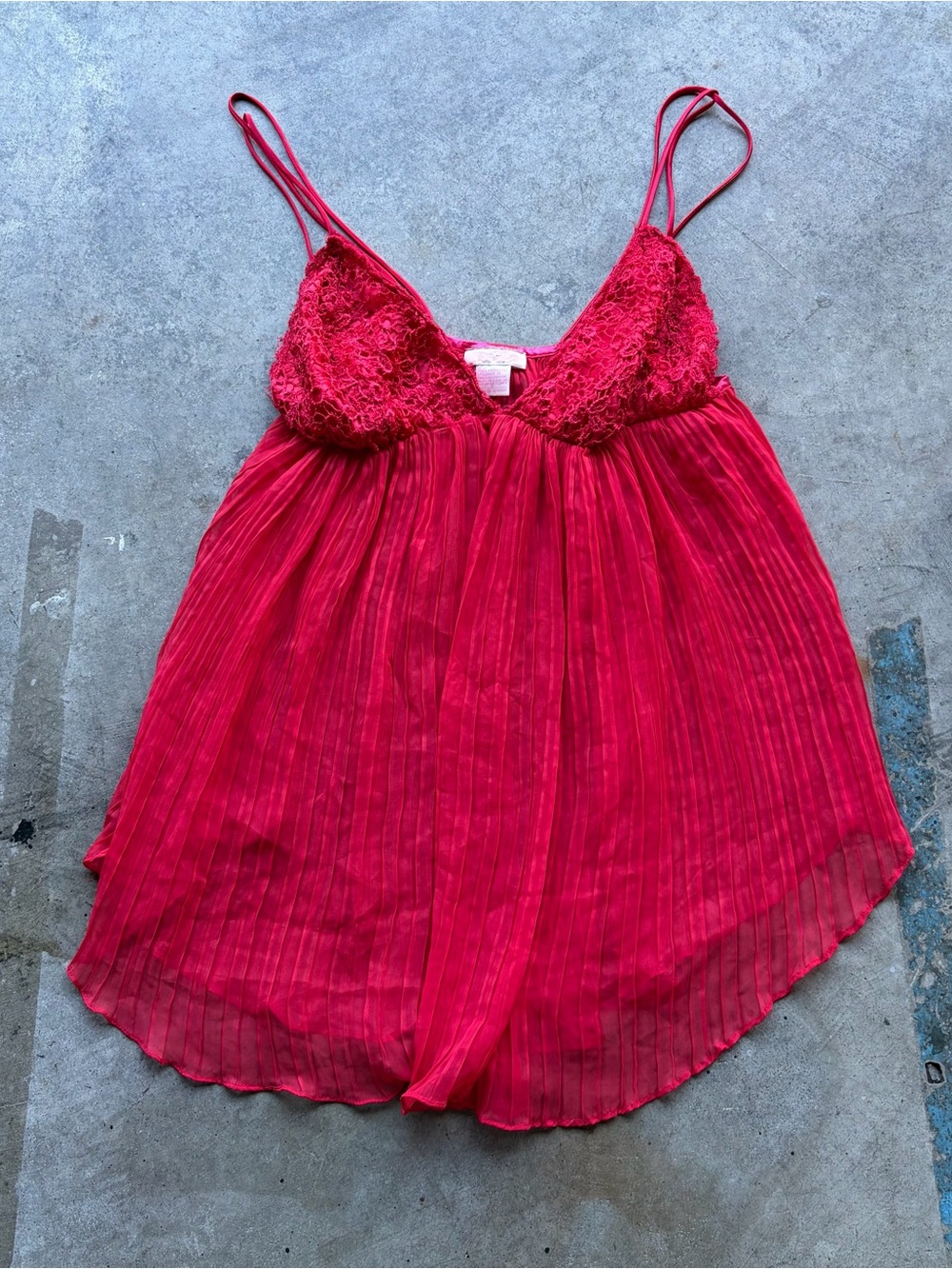 JUST FLORA Baby Doll Lingerie, sheer Red Embroidered Nightgown Vintage 90s USA